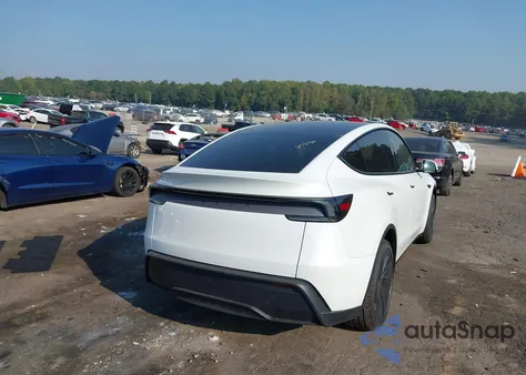 2026 Tesla Model Y Long Range Dual Motor All-Wheel Drive from USA, damaged, VIN 7SAYGDED0TA452117